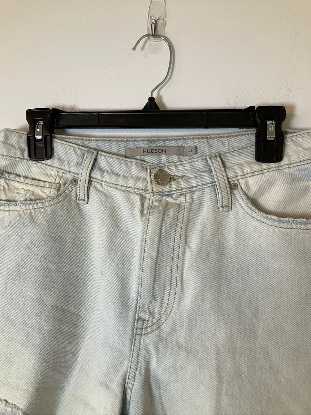 Hudson Devon Light Wash Distressed Denim Cutoff Shorts Size 27